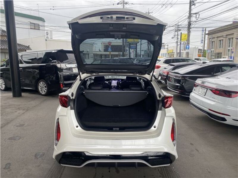 PRIUS PHV
