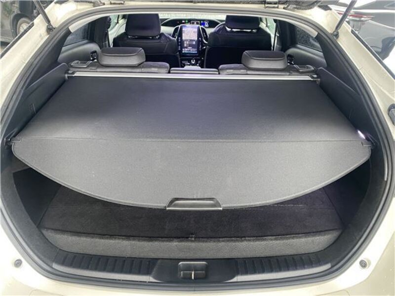 PRIUS PHV