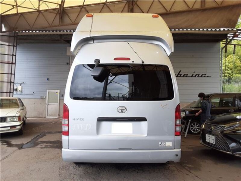 HIACE VAN