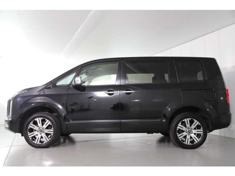 DELICA D5