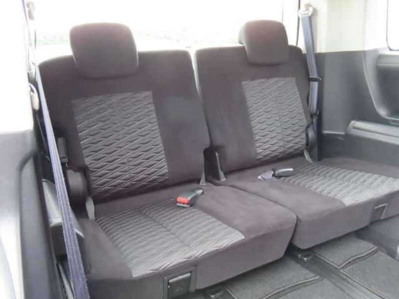 DELICA D5