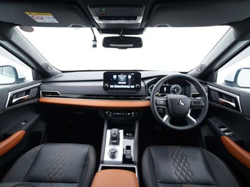 OUTLANDER