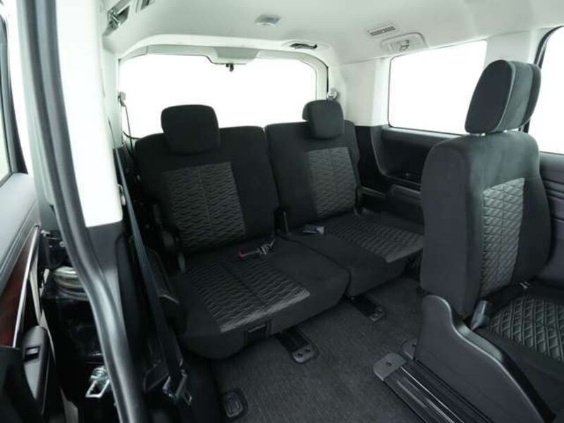 DELICA D5