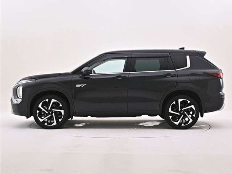 OUTLANDER