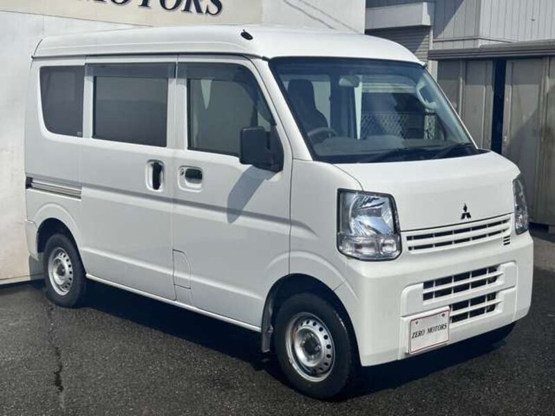 MINICAB VAN