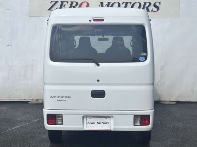 MINICAB VAN