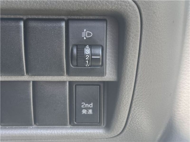 MINICAB VAN