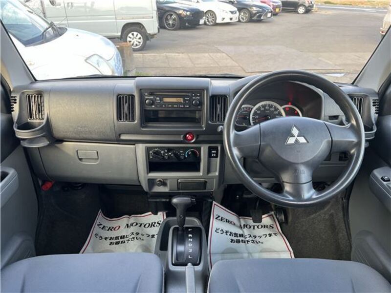 MINICAB VAN
