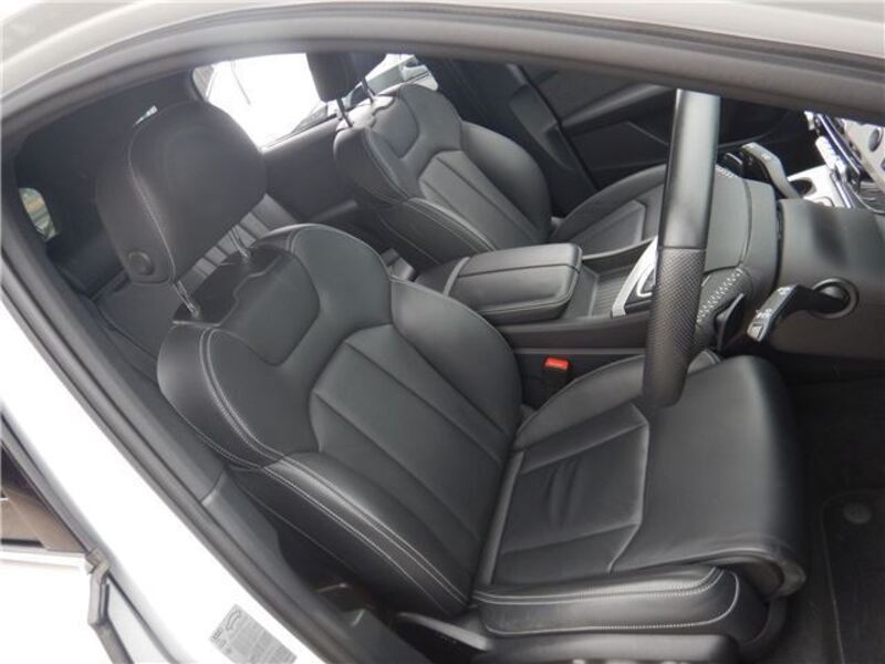 Q7