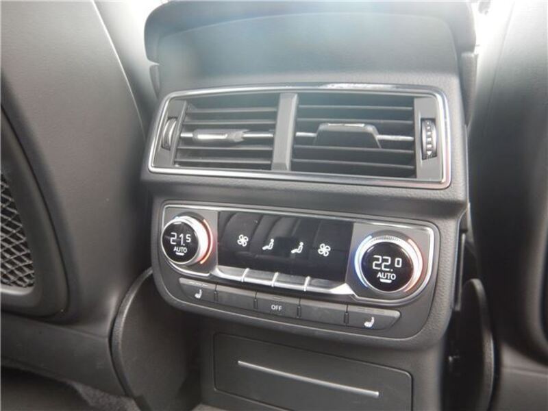 Q7