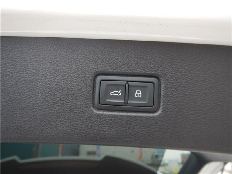 Q7