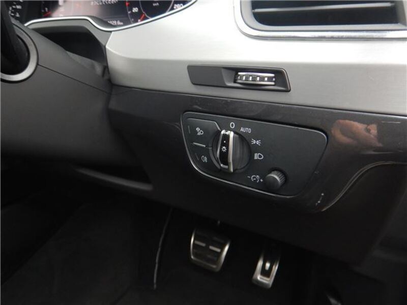 Q7