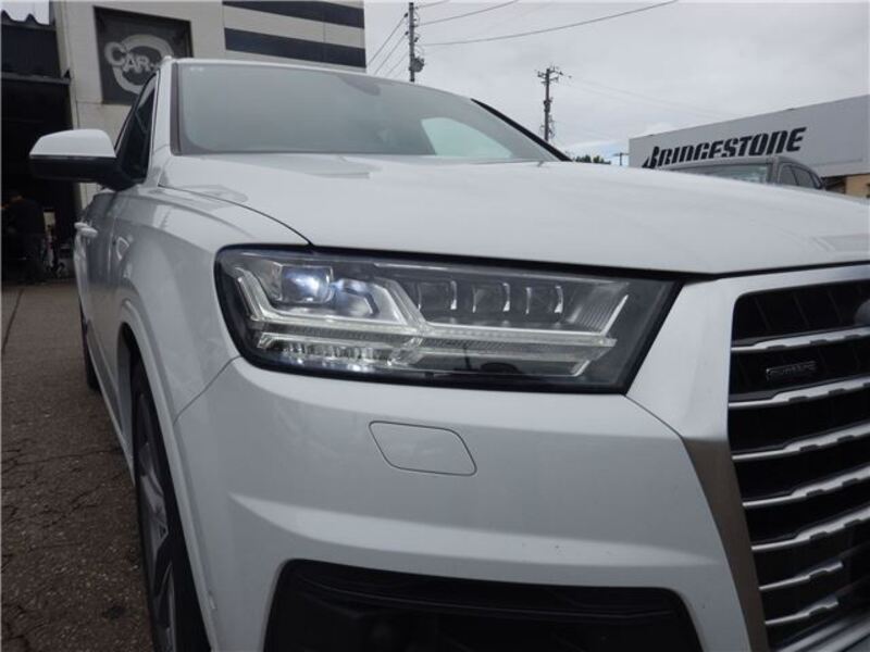 Q7