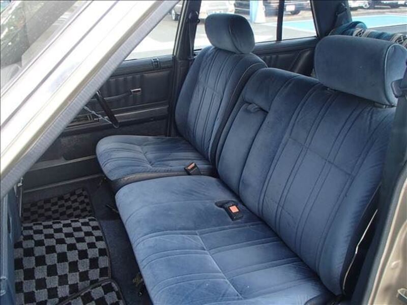 GLORIA WAGON