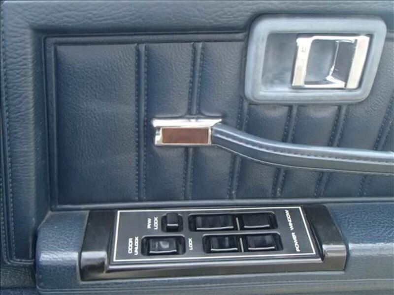 GLORIA WAGON