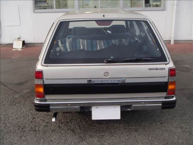 GLORIA WAGON