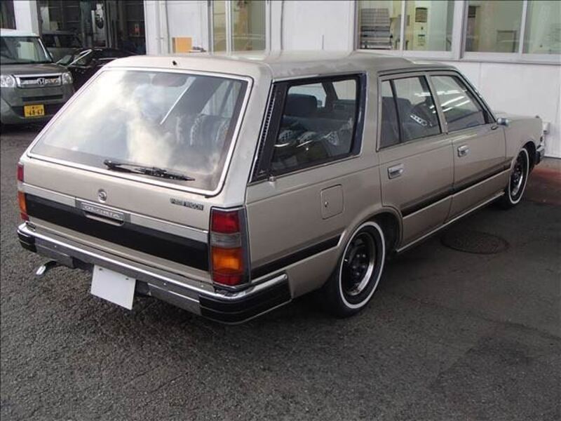 GLORIA WAGON