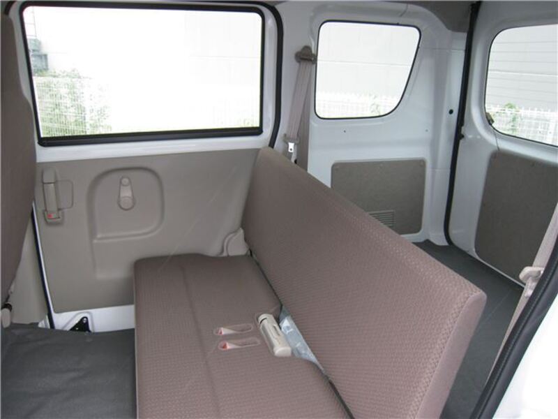 CLIPPER VAN