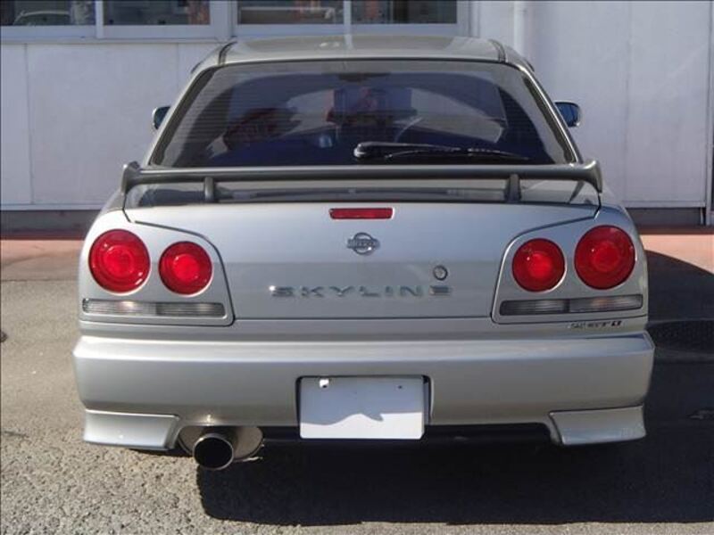 SKYLINE