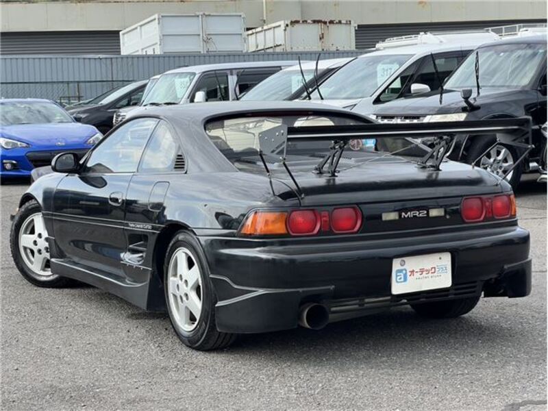 MR2