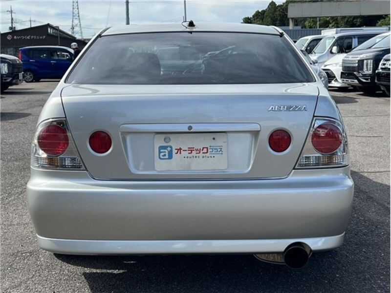 ALTEZZA