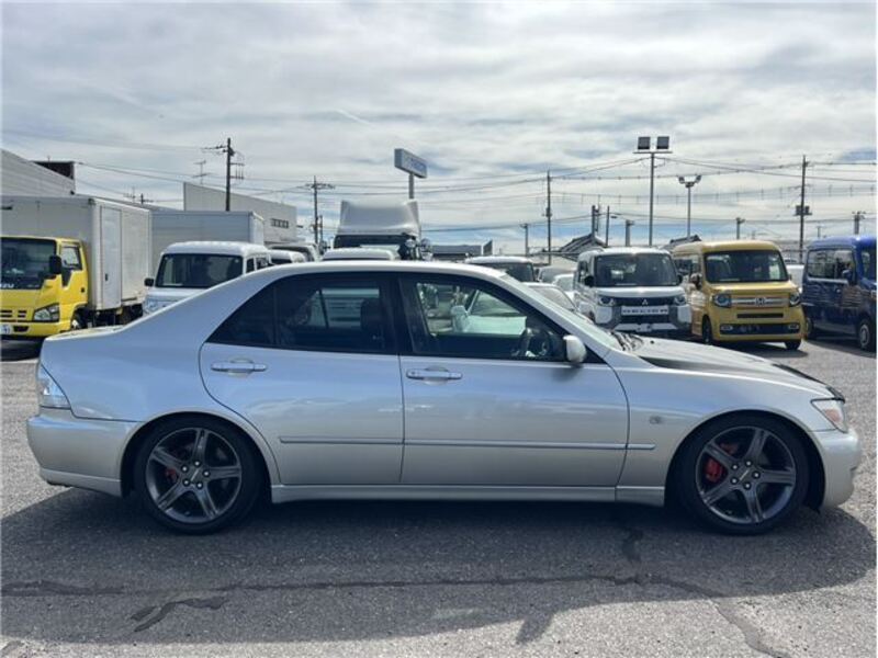 ALTEZZA