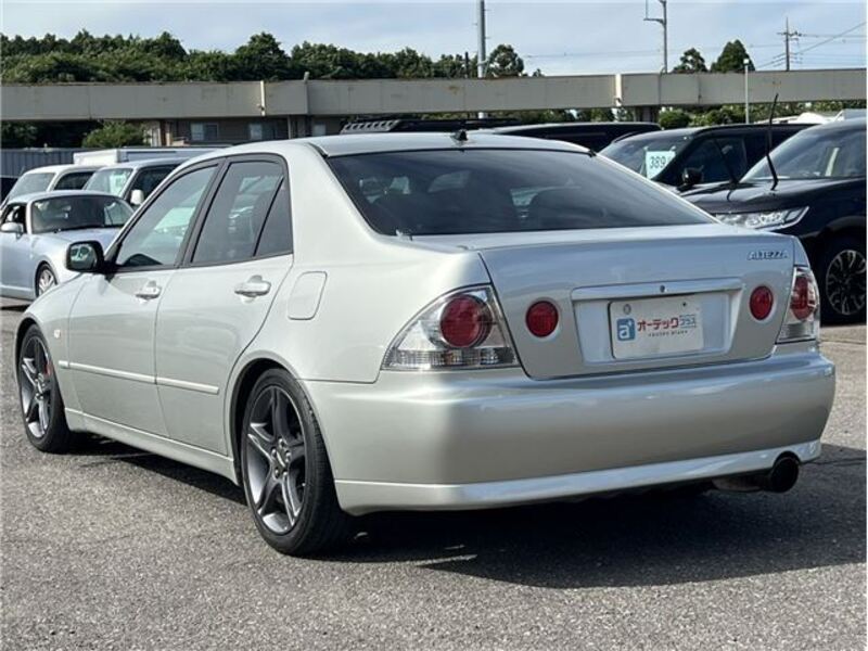 ALTEZZA