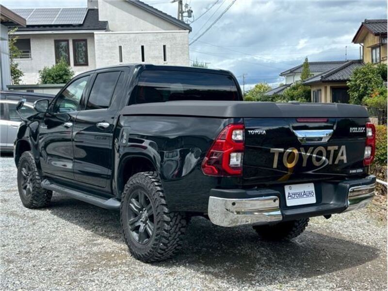 HILUX