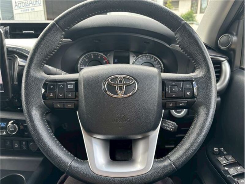 HILUX