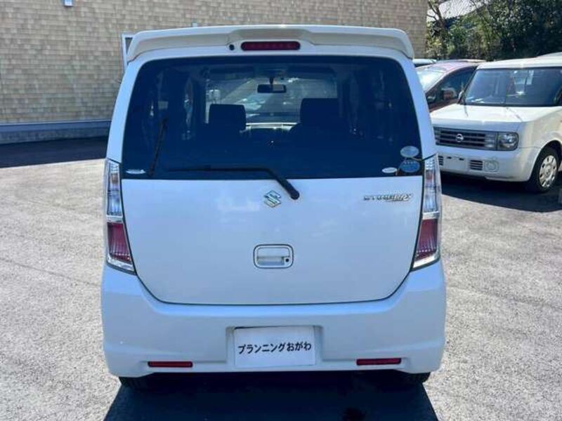 WAGON R