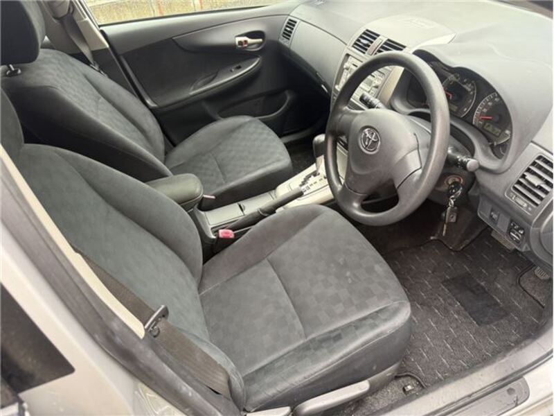 COROLLA FIELDER