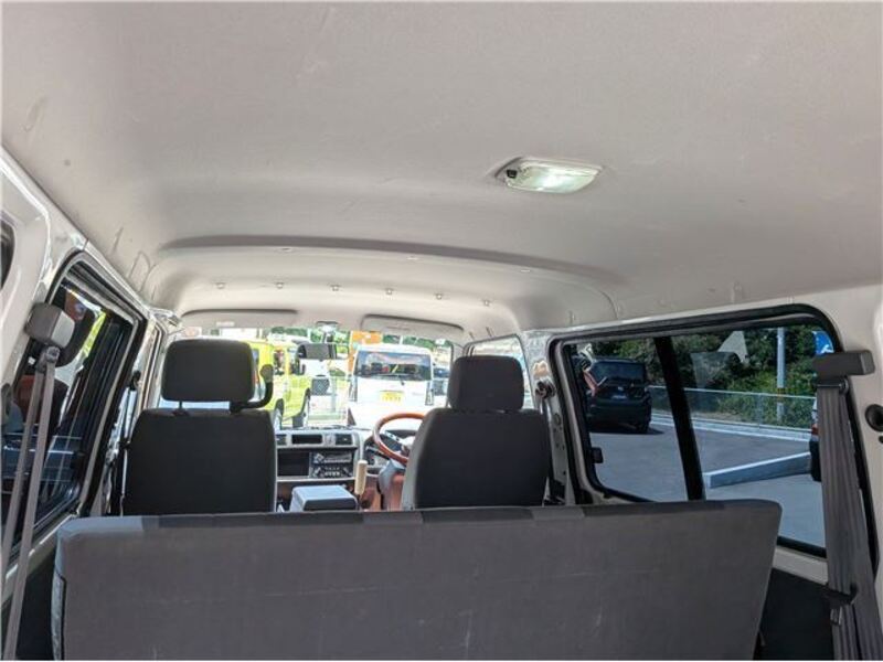 BONGO VAN