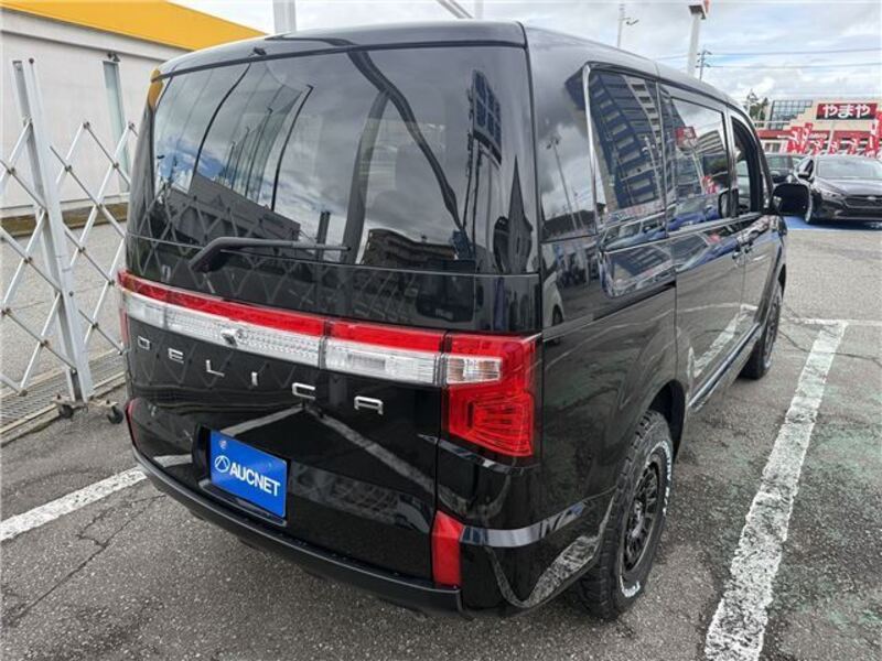 DELICA D5