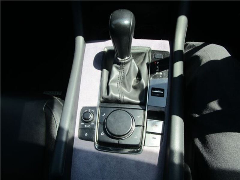 MAZDA3