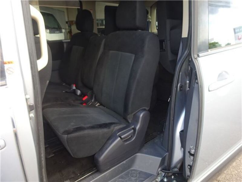 DELICA D5