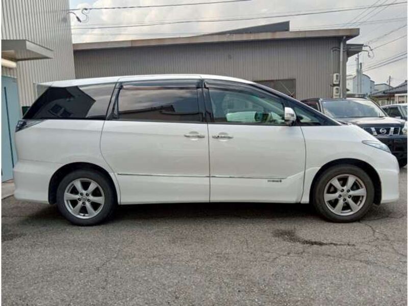 ESTIMA HYBRID