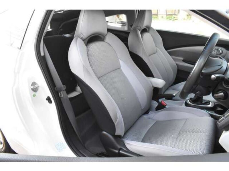 CR-Z