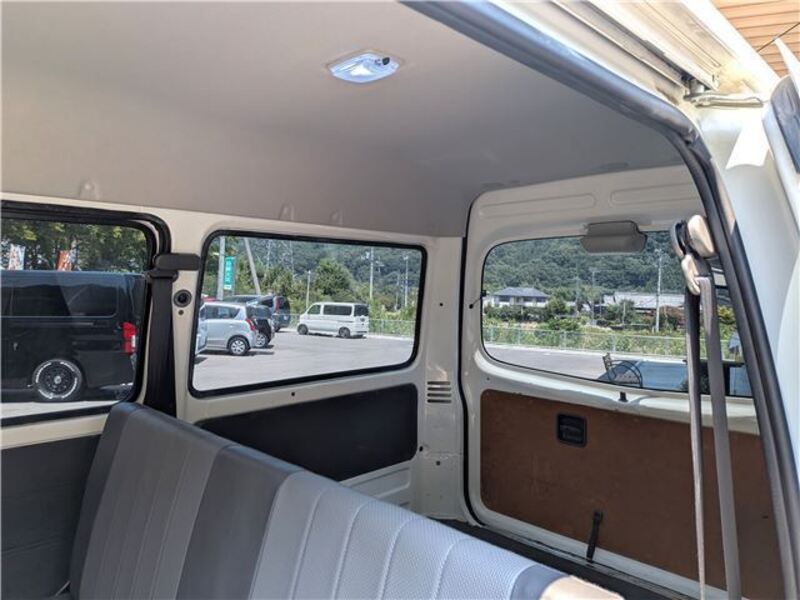 BONGO VAN
