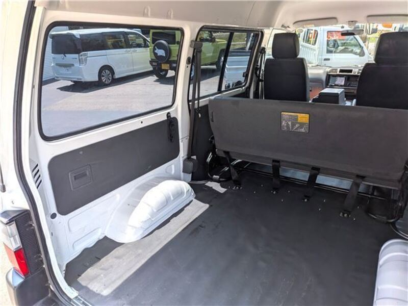 BONGO VAN