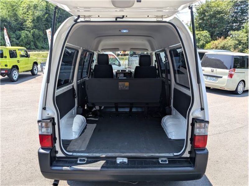 BONGO VAN