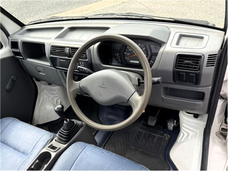 MINICAB TRUCK
