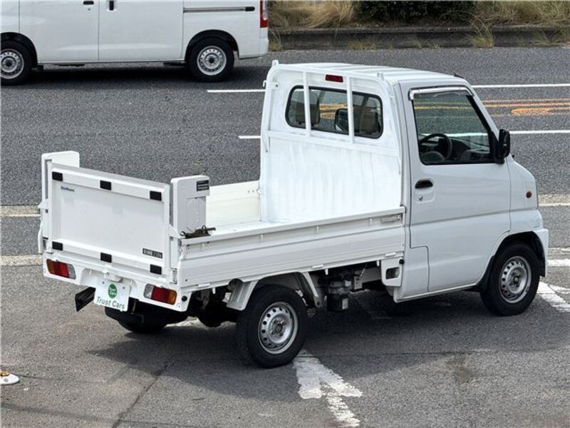 MINICAB TRUCK