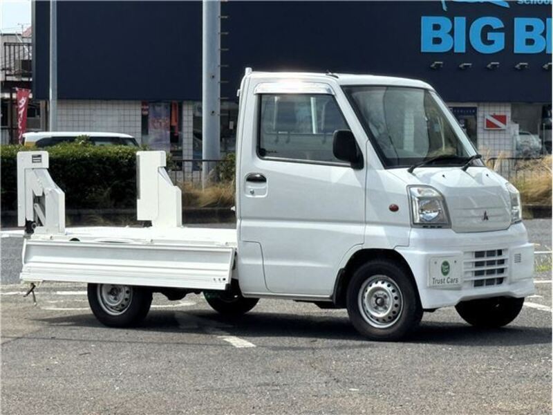 MINICAB TRUCK