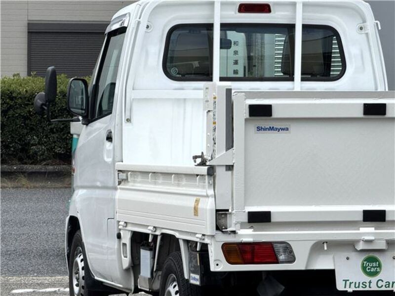 MINICAB TRUCK