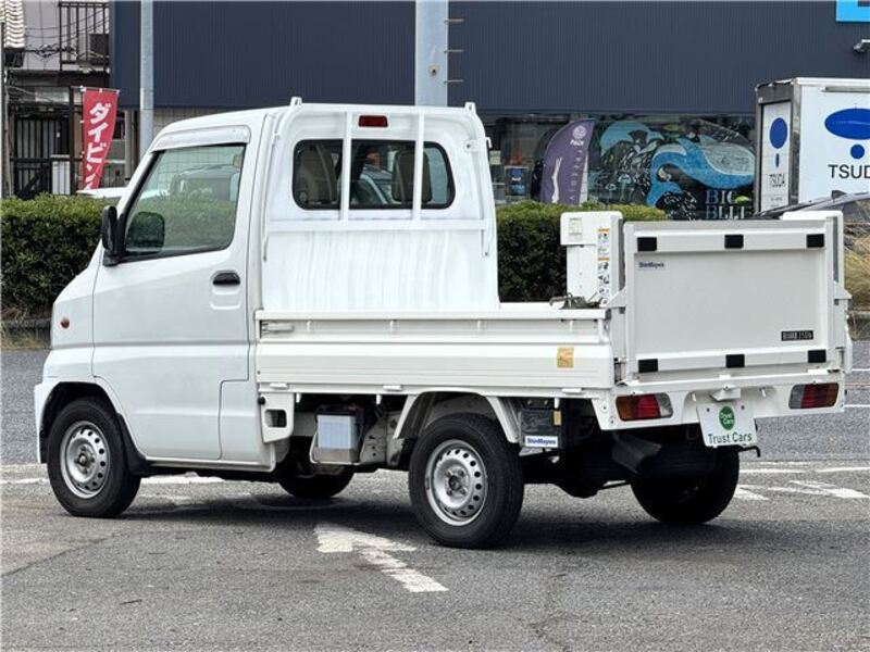 MINICAB TRUCK