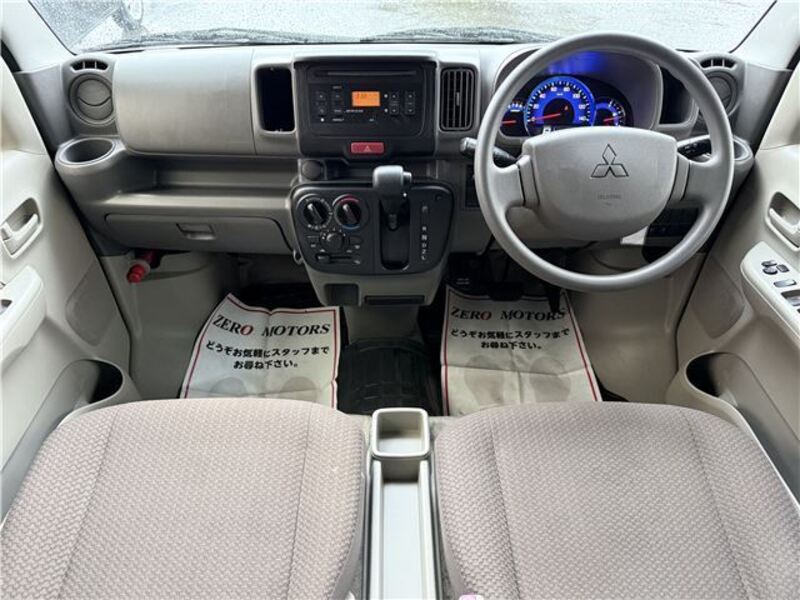 MINICAB VAN