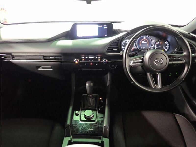 MAZDA3