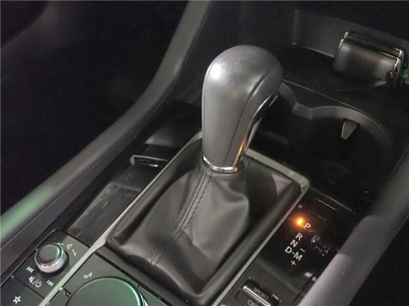 MAZDA3