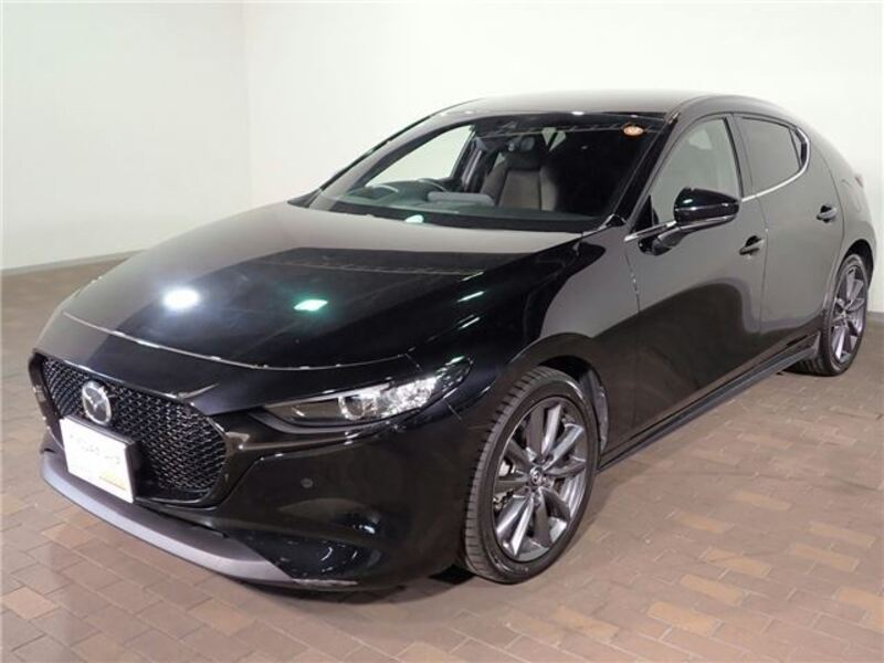 MAZDA3
