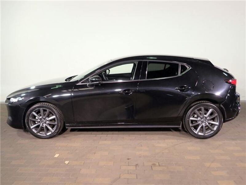 MAZDA3